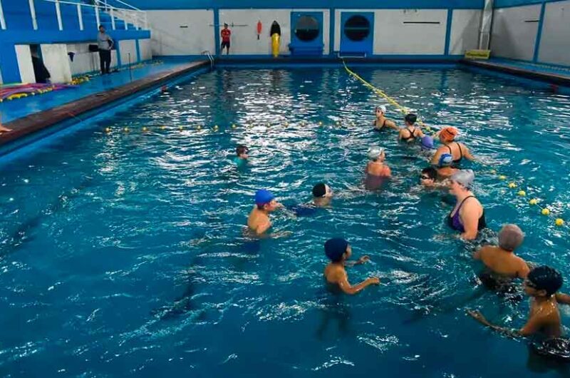 Reabrió la pileta del Polideportivo Parque Chacabuco