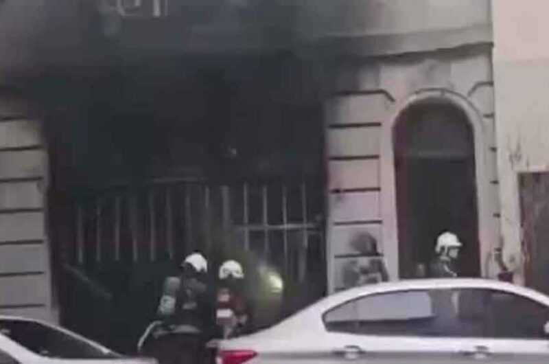 Feroz incendio en un edificio de Balvanera
