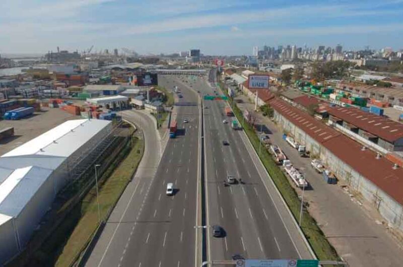 La Ciudad bonifica el peaje de autos híbridos y eléctricos