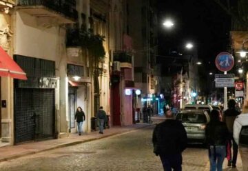 El Gobierno puso nuevas luces peatonales en más de 500 cuadras