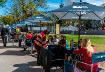 La Ciudad lleva sus oficinas móviles a Flores y Parque Chacabuco