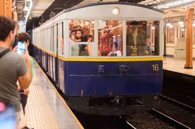 En el 111° aniversario del Subte vuelven las brujas