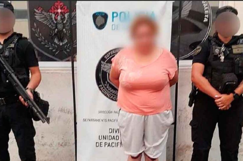 Vendía droga en la puerta de la casa y fue detenida infraganti